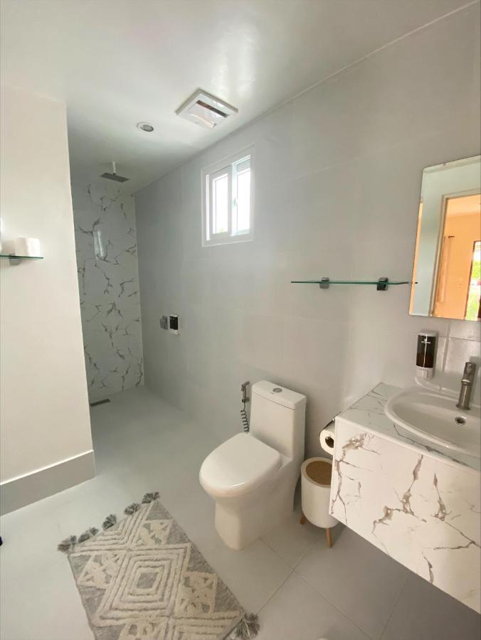 Harman Suites Moalboal Luaran gambar