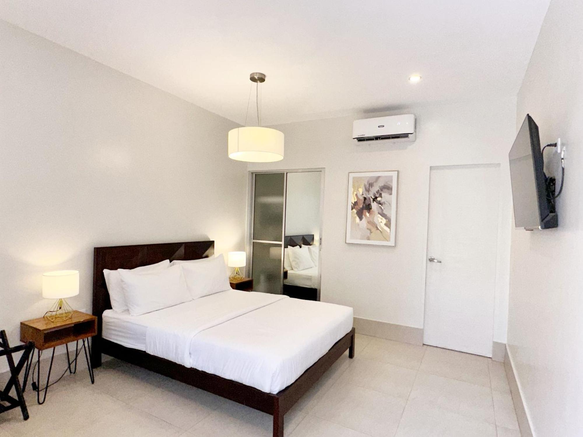 Harman Suites Moalboal Luaran gambar