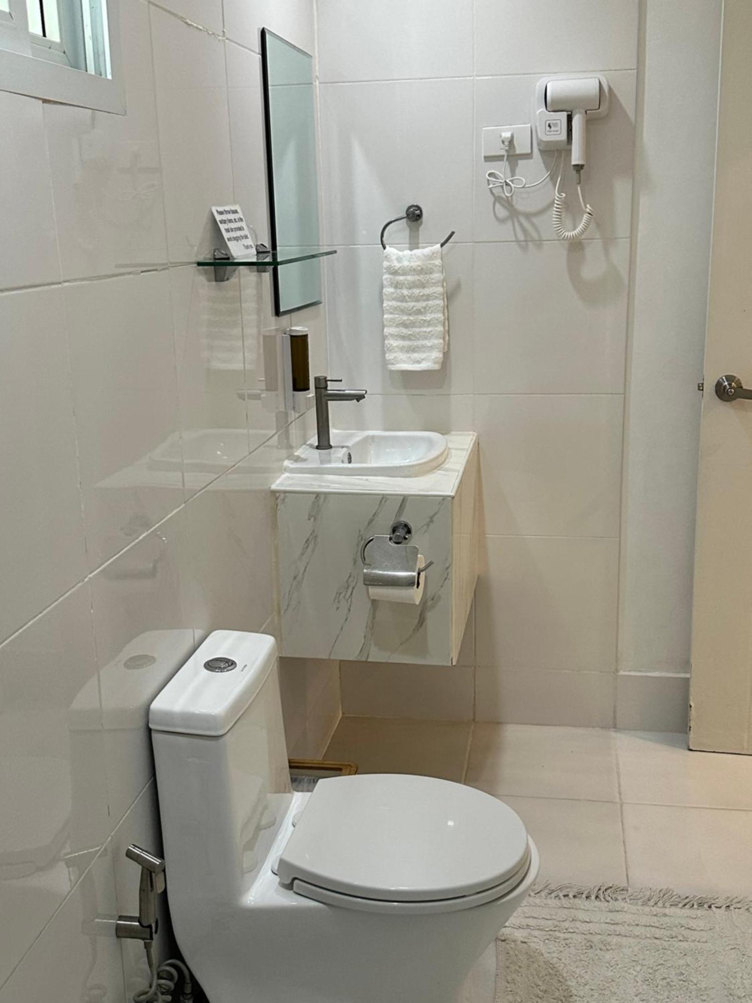 Harman Suites Moalboal Luaran gambar